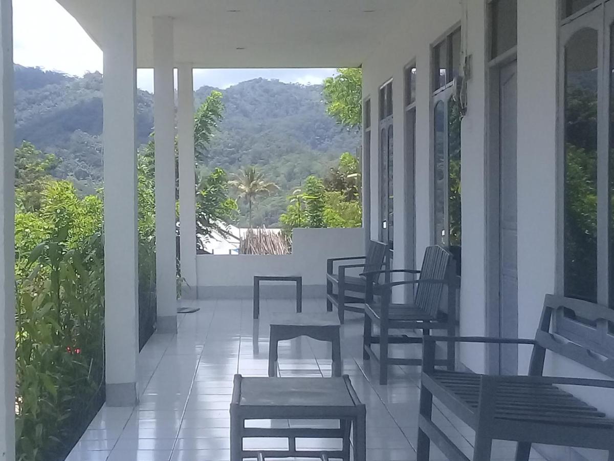 Hidayah homestay Kelimutu Luaran gambar
