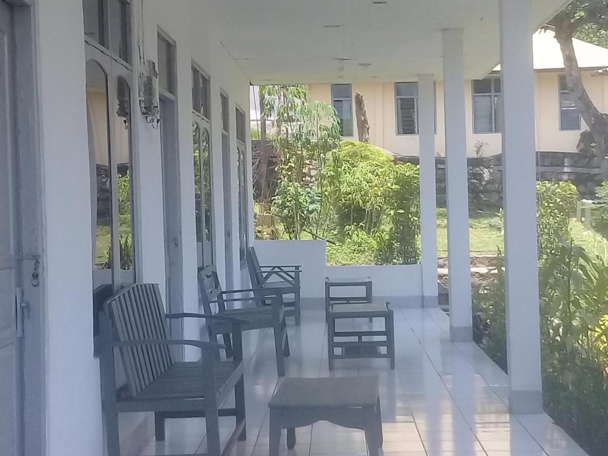 Hidayah homestay Kelimutu Luaran gambar