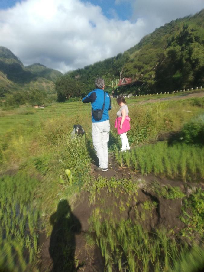 Hidayah homestay Kelimutu Luaran gambar
