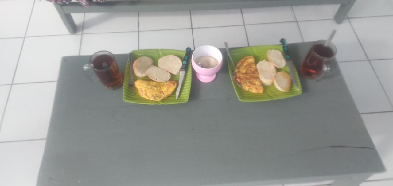 Hidayah homestay Kelimutu Luaran gambar