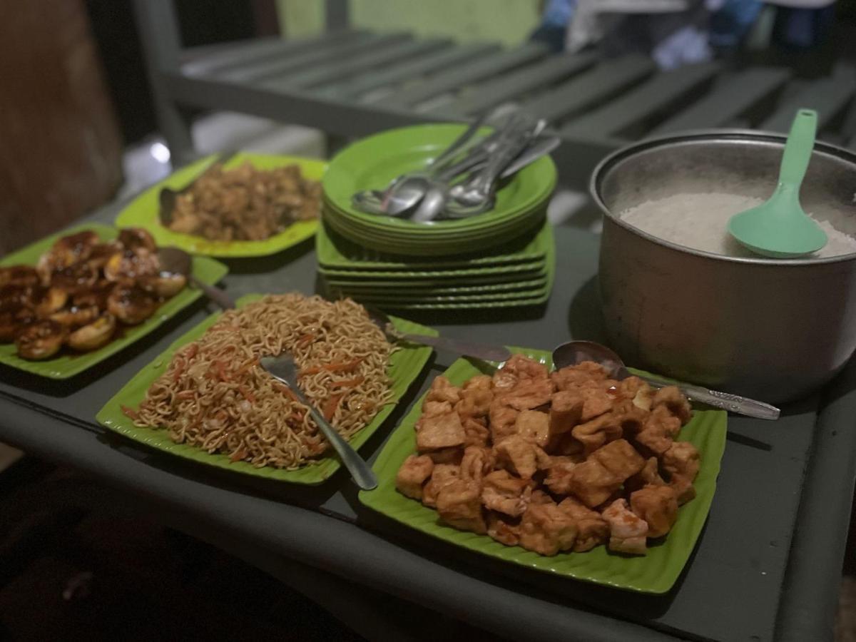 Hidayah homestay Kelimutu Luaran gambar