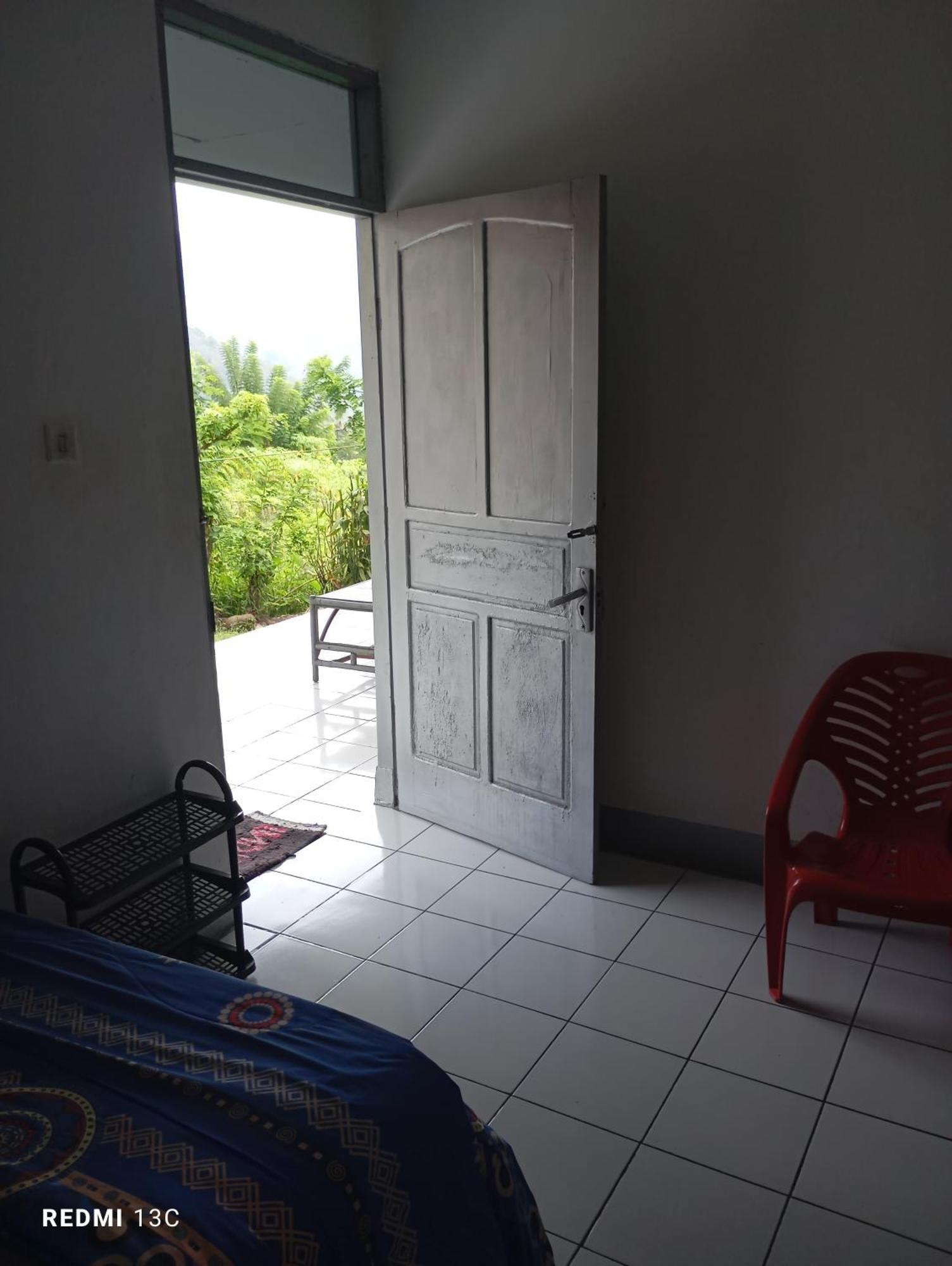 Hidayah homestay Kelimutu Luaran gambar