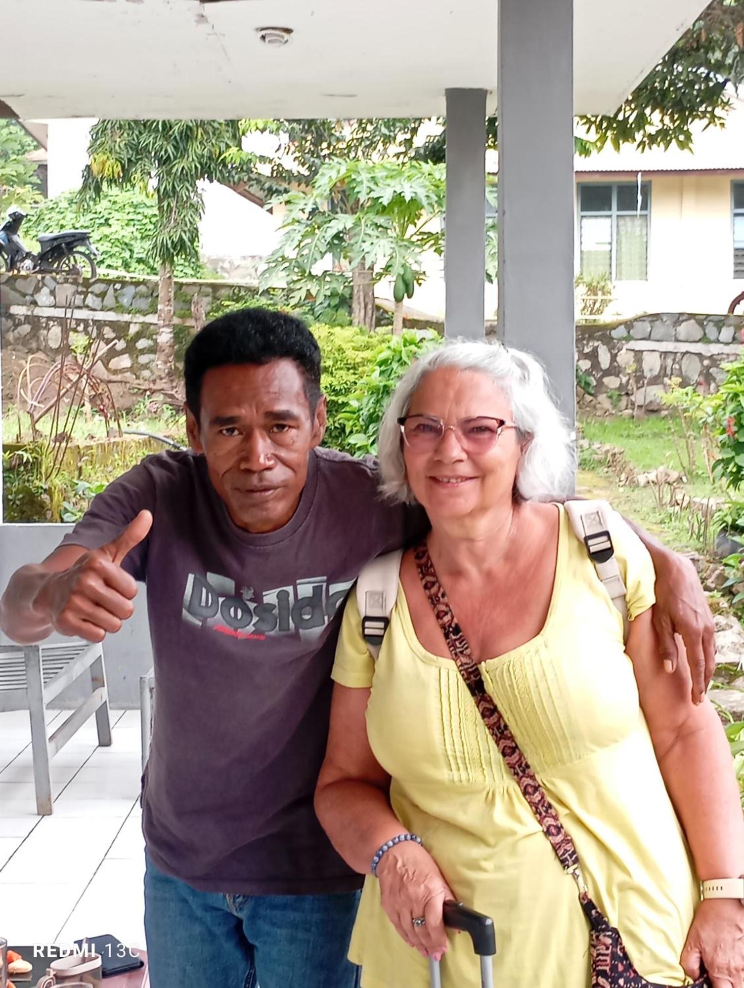 Hidayah homestay Kelimutu Bilik gambar